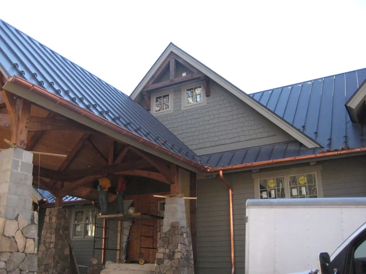 Craftsman Roofing team delivering quality roofing work in Dunlap Acres